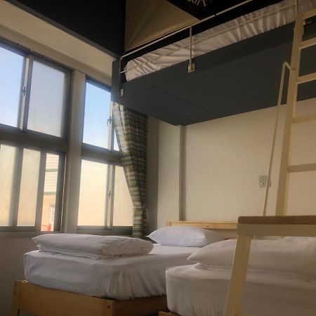 Simple Walk Guest House 小公寓 Tainan Exterior foto